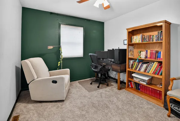 $292,000 | 218 South Musket Ridge Drive, Unit 6, Sun Prairie, WI 53590