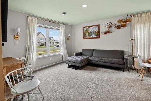 $292,000 | 218 South Musket Ridge Drive, Unit 6, Sun Prairie, WI 53590