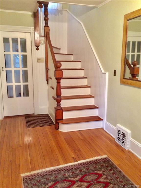 16 Howland Road Asheville, NC 28804 - Photo 17 of 25 Gallery Image 17