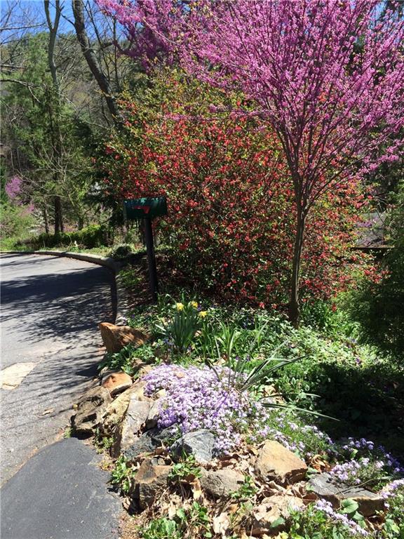 16 Howland Road Asheville, NC 28804 - Photo 7 of 25 Gallery Image 7