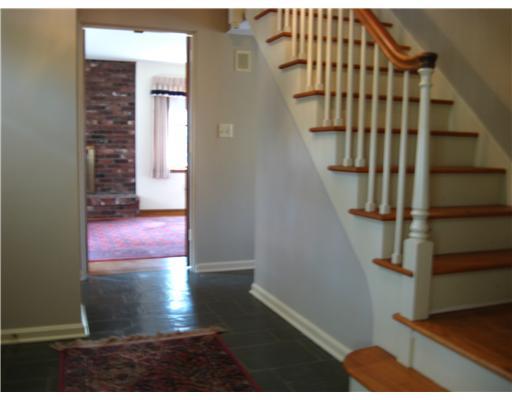 921 Old Hickory Road Mt. Lebanon, PA 15243 - Photo 2 of 12 1st Floor Plan. Entry