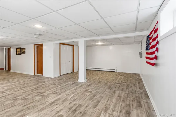 $875,000 | 6 Edcris Lane, Huntington, NY 11743