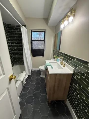 $2,000 | 16540 Marlowe Street, Detroit, MI 48235