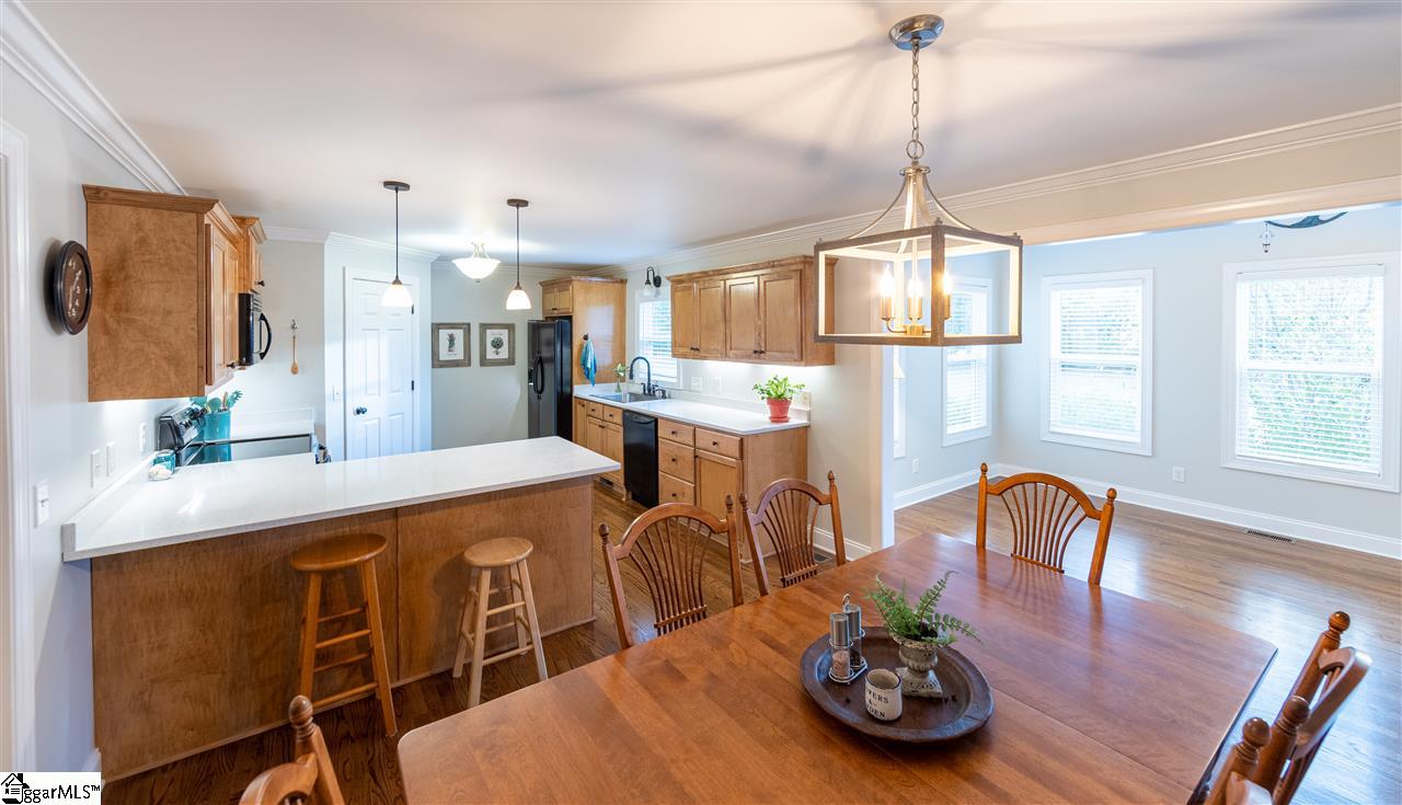 111 Circle Road Greer, SC 29651 - Photo 12 of 36 Gallery Image 12