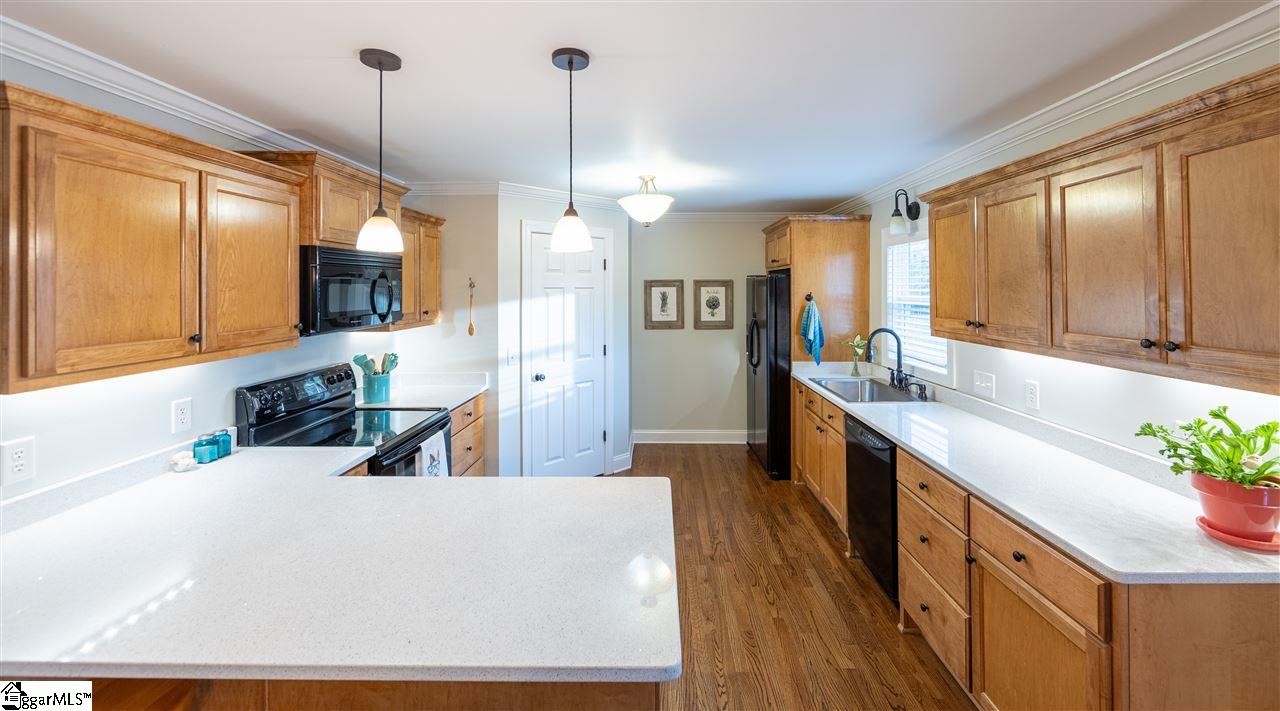 111 Circle Road Greer, SC 29651 - Photo 15 of 36 Gallery Image 15