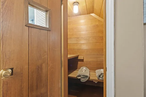 $249,900 | 4545 West Pine Street, Unit E, Appleton, WI 54914
