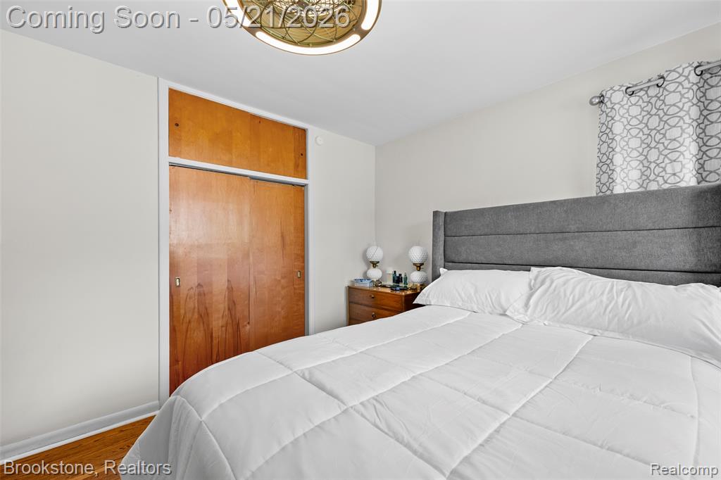 18474 Beverly Road Beverly Hills, MI 48025 - Photo 16 of 38