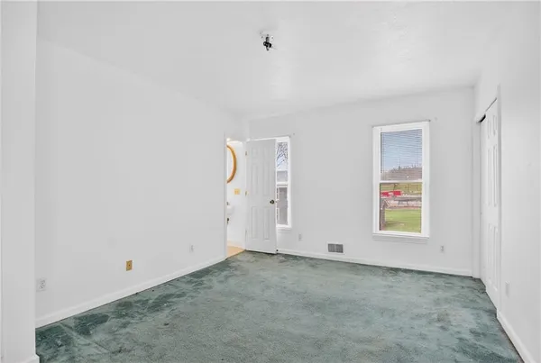 $125,000 | 15 Main Street, Taylorstown, PA 15365