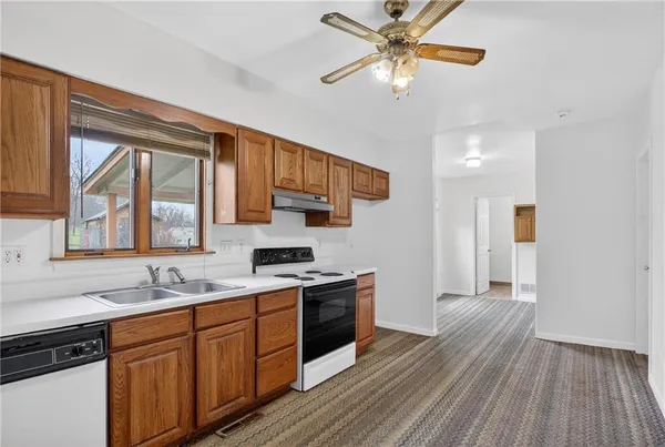 $125,000 | 15 Main Street, Taylorstown, PA 15365