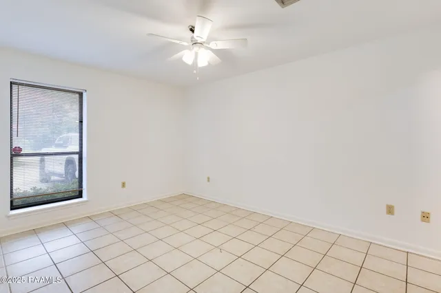 $95,000 | 701 South College Road, Unit 106, Lafayette, LA 70503