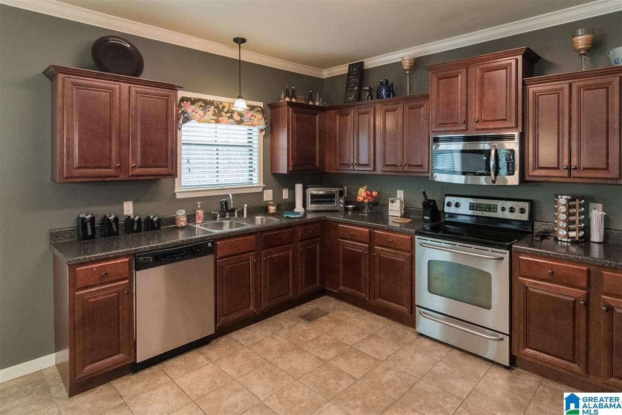 172 Chinaberry Lane Alabaster, AL 35114 - Photo 13 of 45