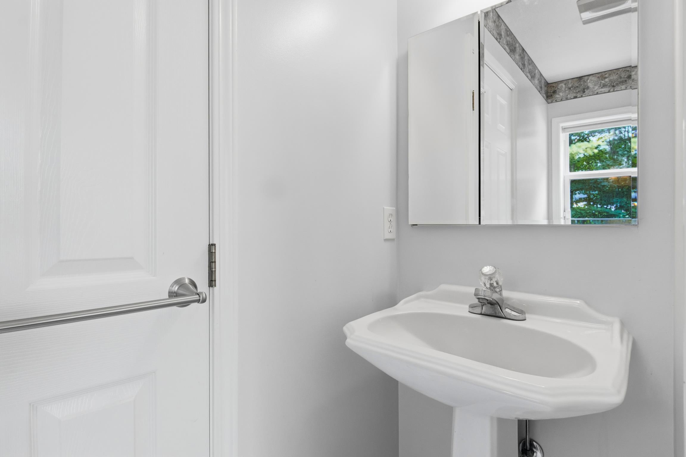 11541 Bluff Road Traverse City, MI 49686 - Photo 27 of 52 Gallery Image 27