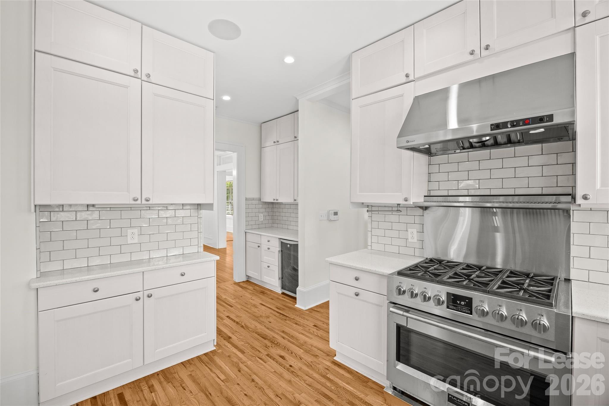 2025 Sharon Road Charlotte, NC 28207 - Photo 14 of 30 Gallery Image 14