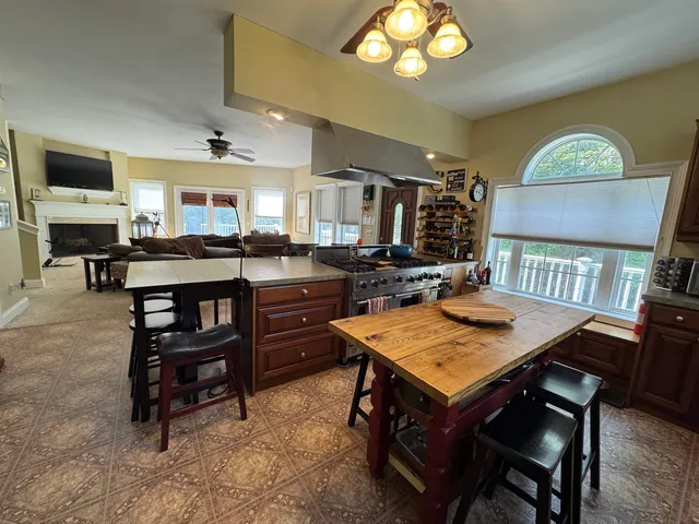 $499,000 | 285 Chimney Hill Road, Wilmington, VT 05363