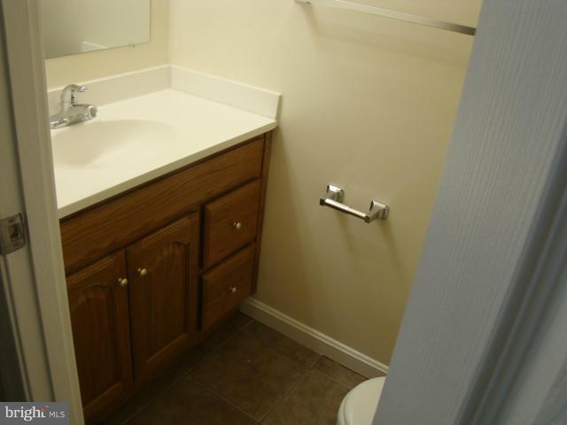 7901 Forest Path Way Springfield, VA 22153 - Photo 14 of 28 Bath