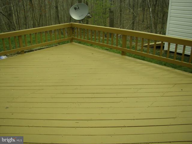 7901 Forest Path Way Springfield, VA 22153 - Photo 4 of 28 Exterior (Rear)