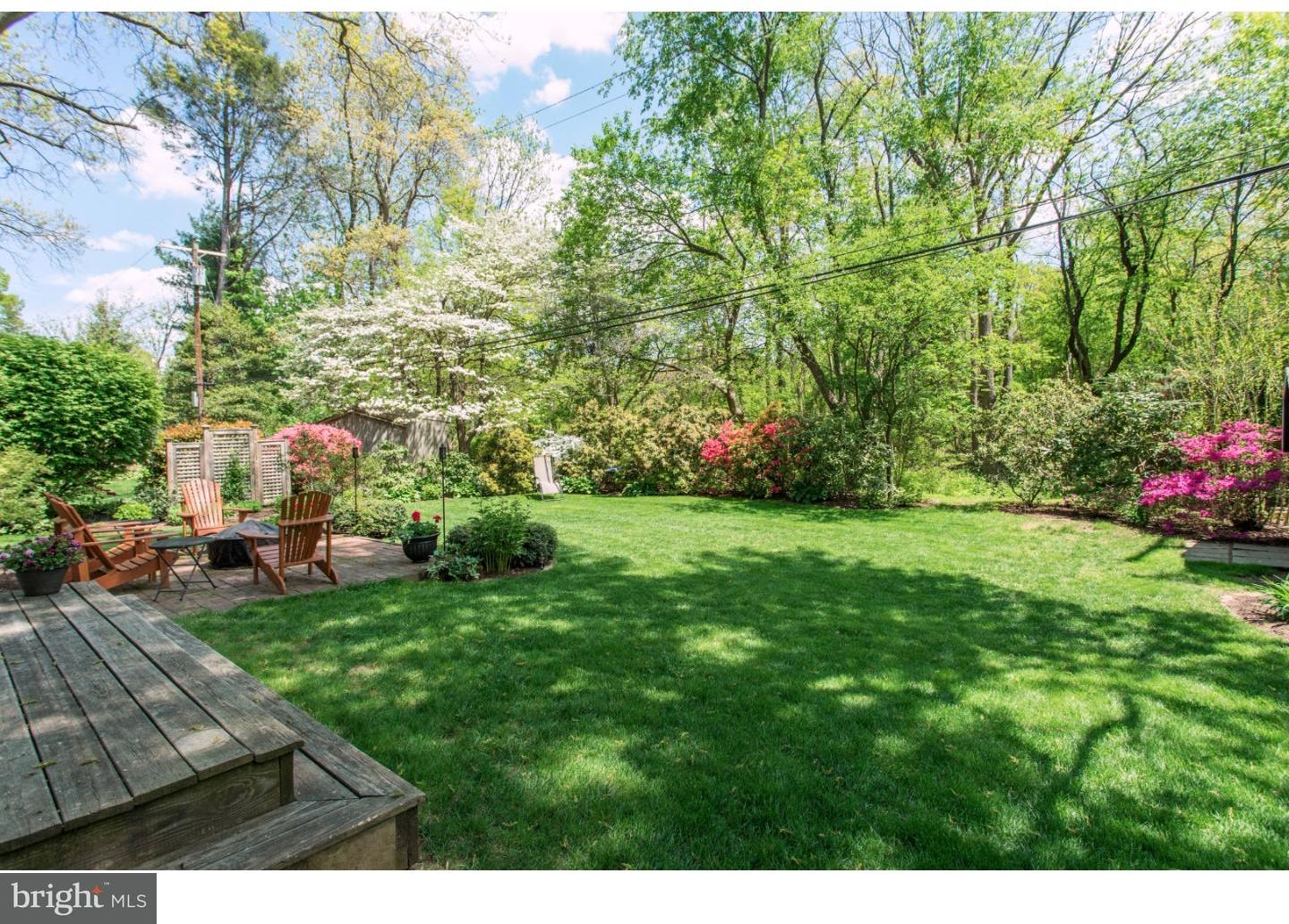 20 Briar Road Oreland, PA 19075 - Photo 3 of 22 Back Yard