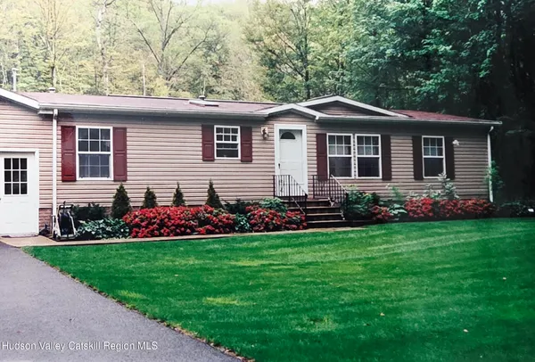 $360,000 | 141 Old S Durham Highway, Acra, NY 12405