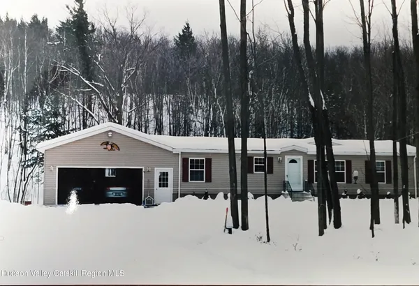 $360,000 | 141 Old S Durham Highway, Acra, NY 12405