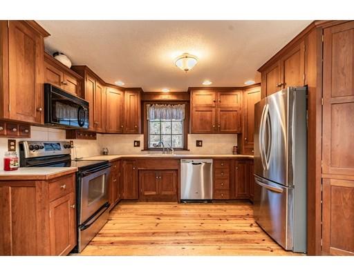 81 Wood Road Westfield, MA 01085 - Photo 3 of 27 Gallery Image 3