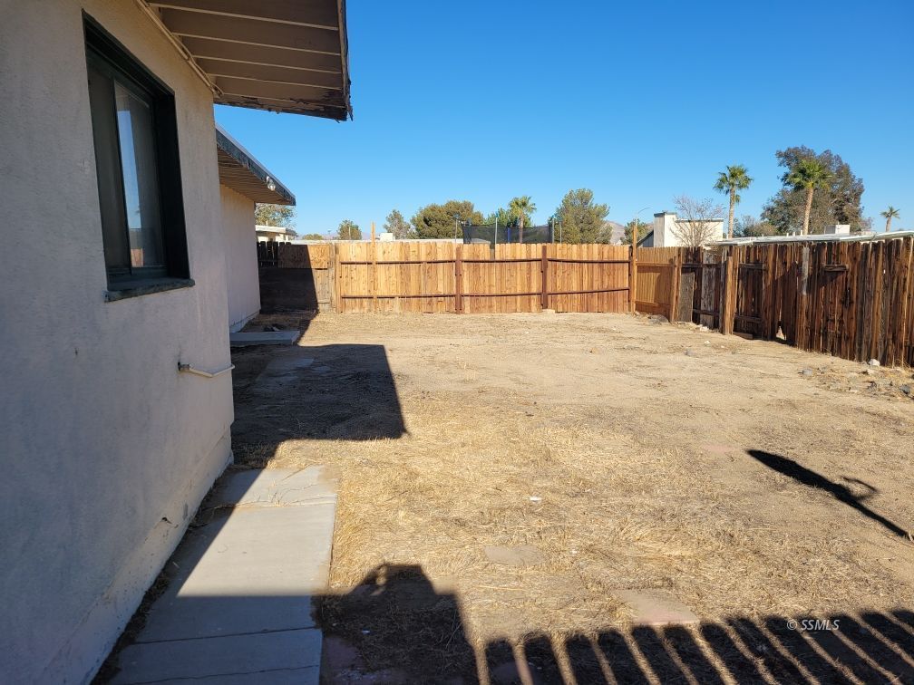 328 Oasis Drive Ridgecrest, CA 93555 - Photo 8 of 9 Gallery Image 8