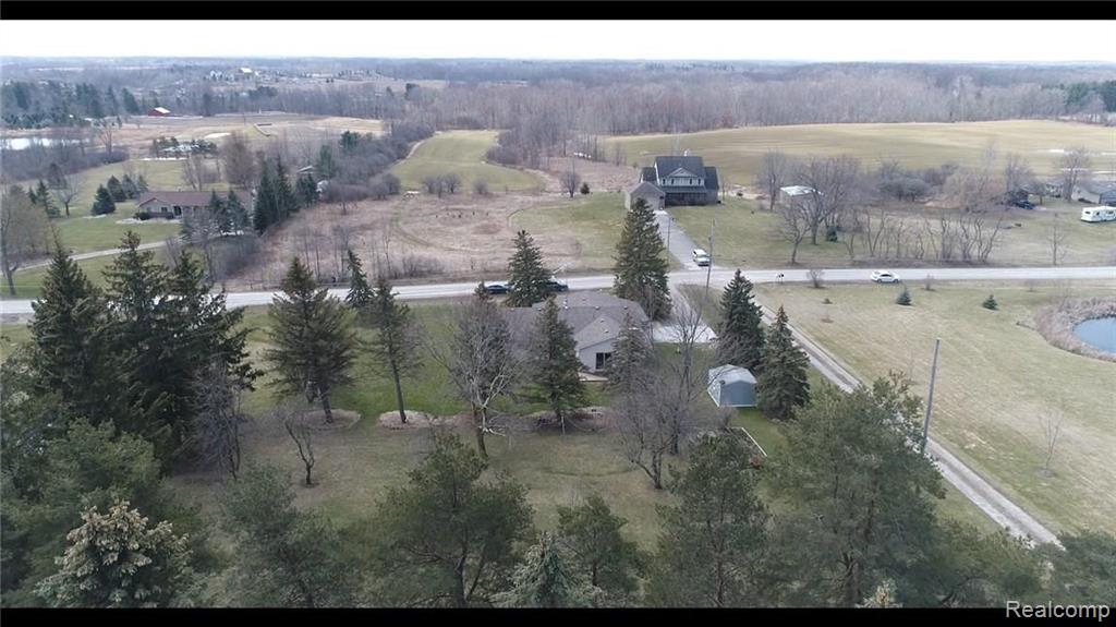 9109 Noblet Road Davison, MI 48423 - Photo 7 of 23