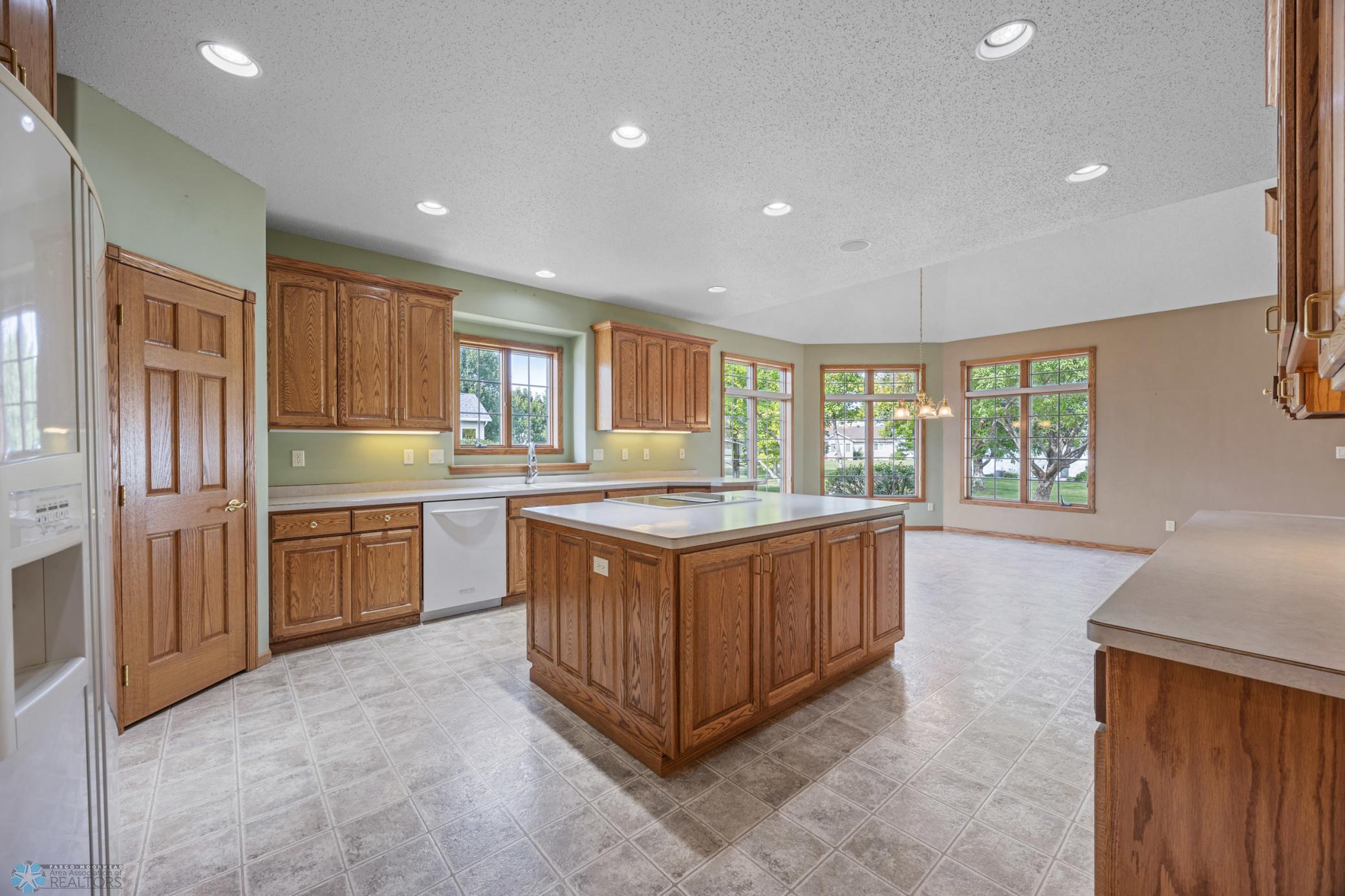 433 Kroshus Drive Dilworth, MN 56529 - Photo 14 of 54