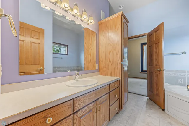 $607,900 | 433 Kroshus Drive, Dilworth, MN 56529