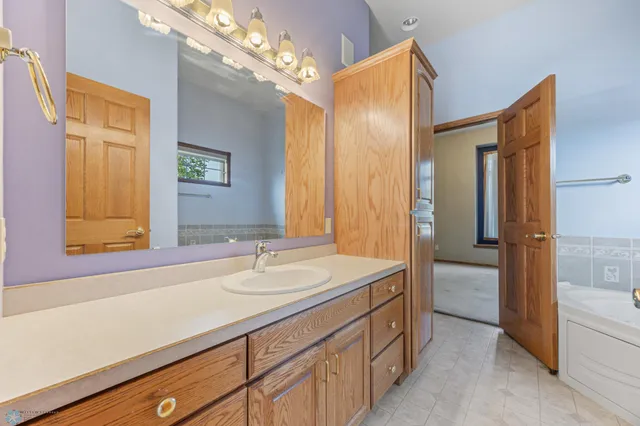 $607,900 | 433 Kroshus Drive, Dilworth, MN 56529