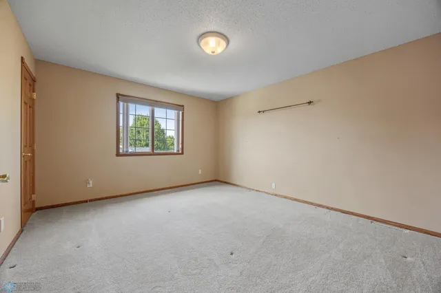 $607,900 | 433 Kroshus Drive, Dilworth, MN 56529