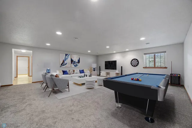 $607,900 | 433 Kroshus Drive, Dilworth, MN 56529