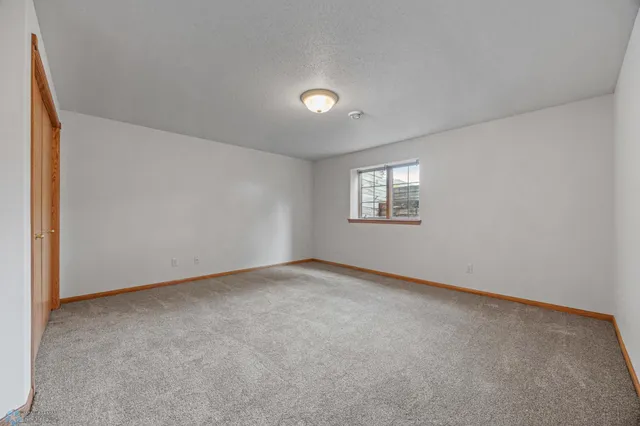 $607,900 | 433 Kroshus Drive, Dilworth, MN 56529