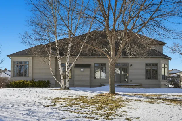 $599,000 | 433 Kroshus Drive, Dilworth, MN 56529
