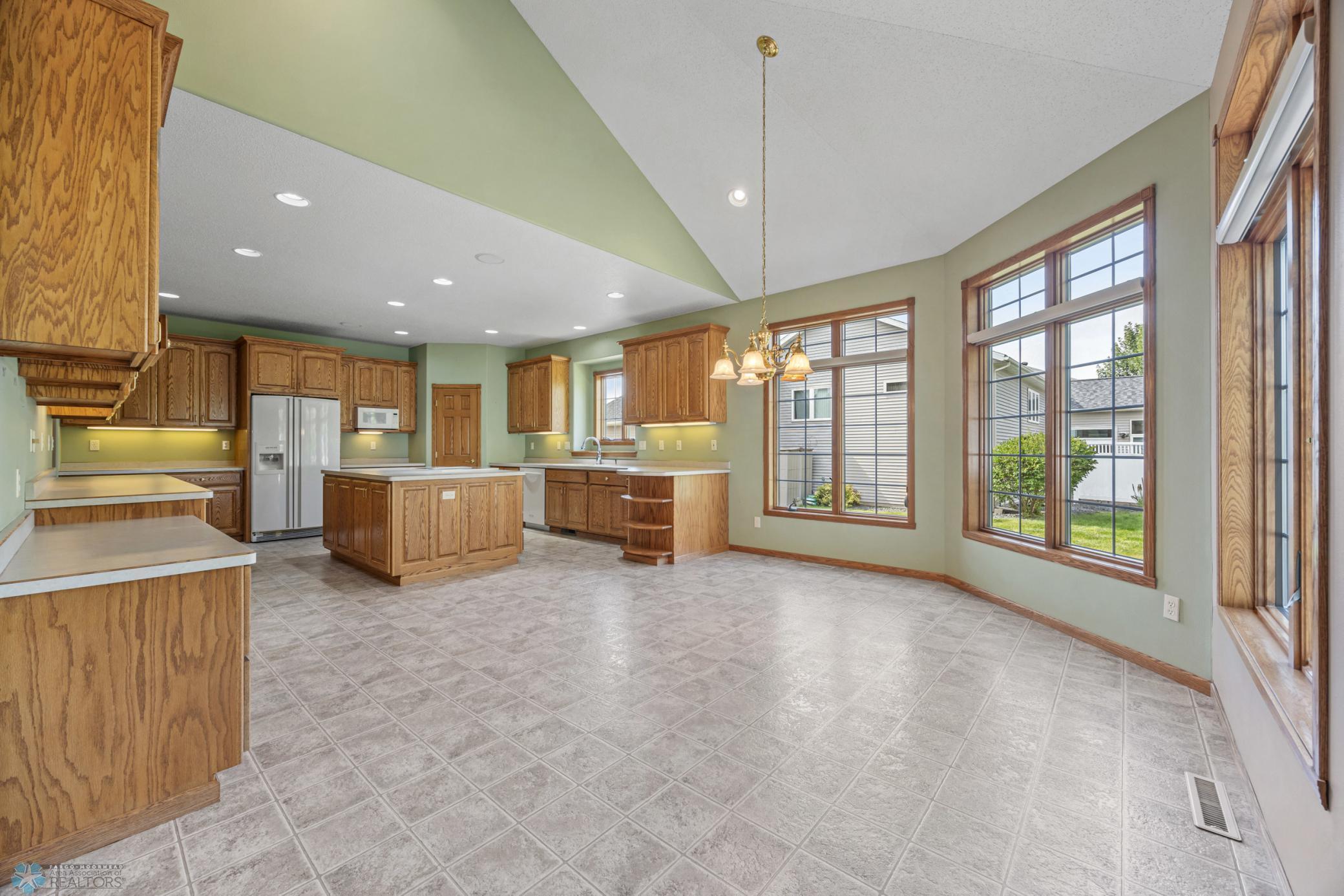 433 Kroshus Drive Dilworth, MN 56529 - Photo 10 of 54