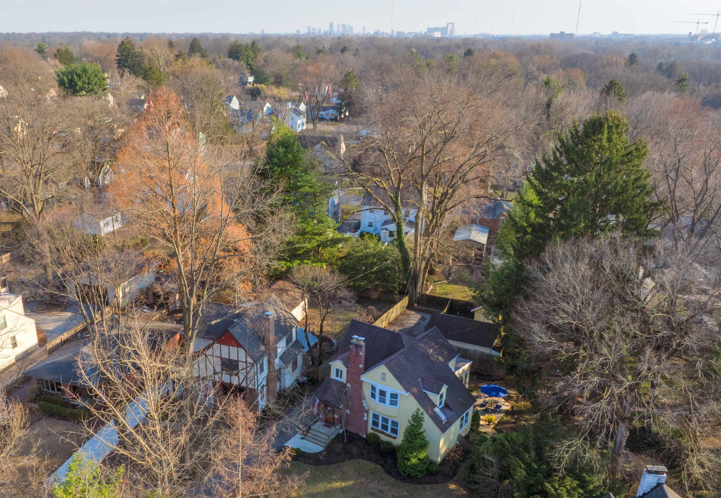 205 Aldrich Road Columbus, OH 43214 - Photo 64 of 77 205-Aldrich-Drone-02
