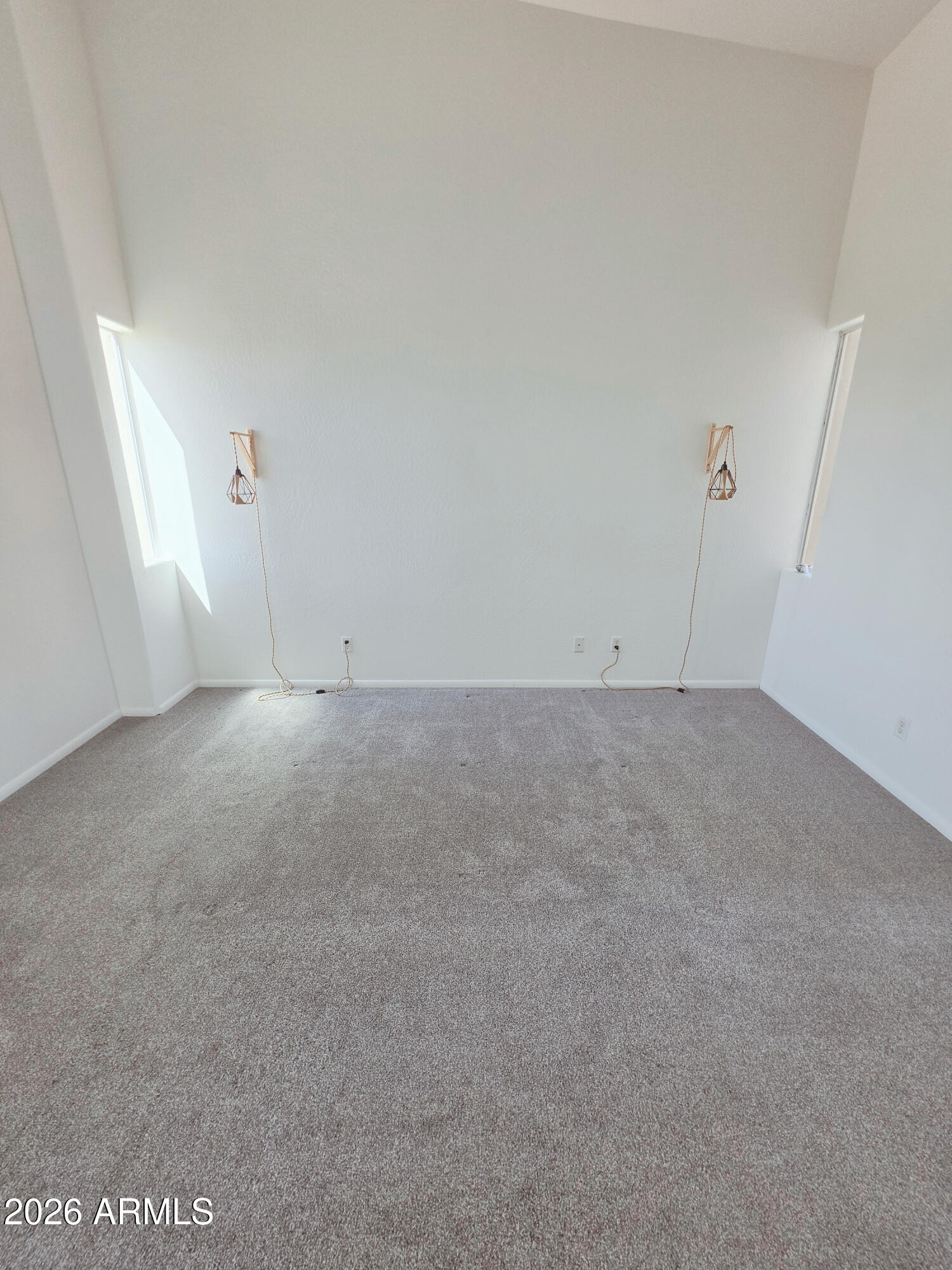 933 West Mercer Lane Phoenix, AZ 85029 - Photo 28 of 46 a view of room with closet