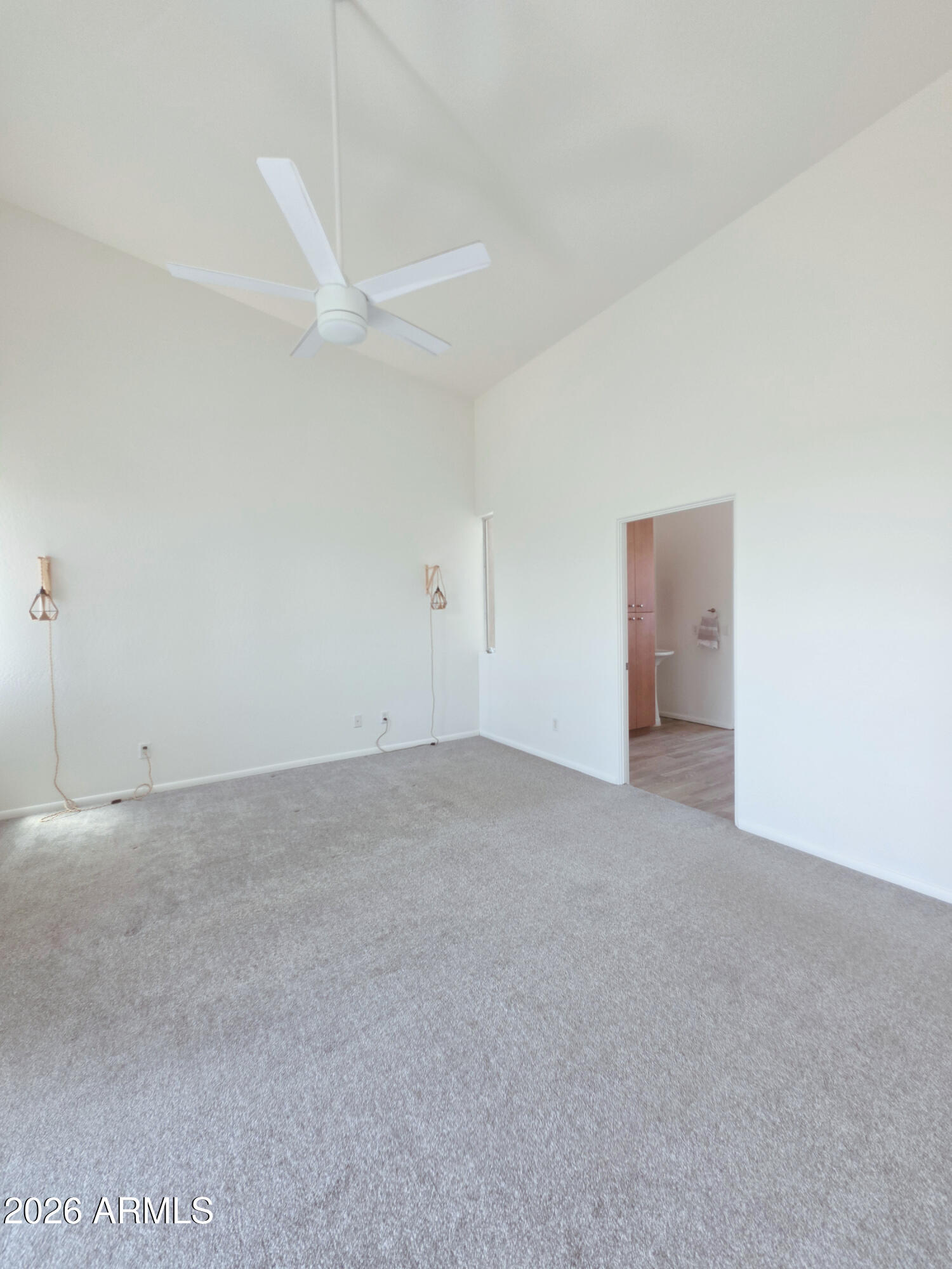 933 West Mercer Lane Phoenix, AZ 85029 - Photo 29 of 46 a view of an empty room