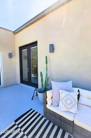 $780,000 | 933 West Mercer Lane, Phoenix, AZ 85029