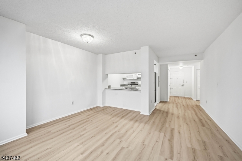 100 Old Palisade Road, Unit 1613 Fort Lee, NJ 07024 - Photo 19 of 35