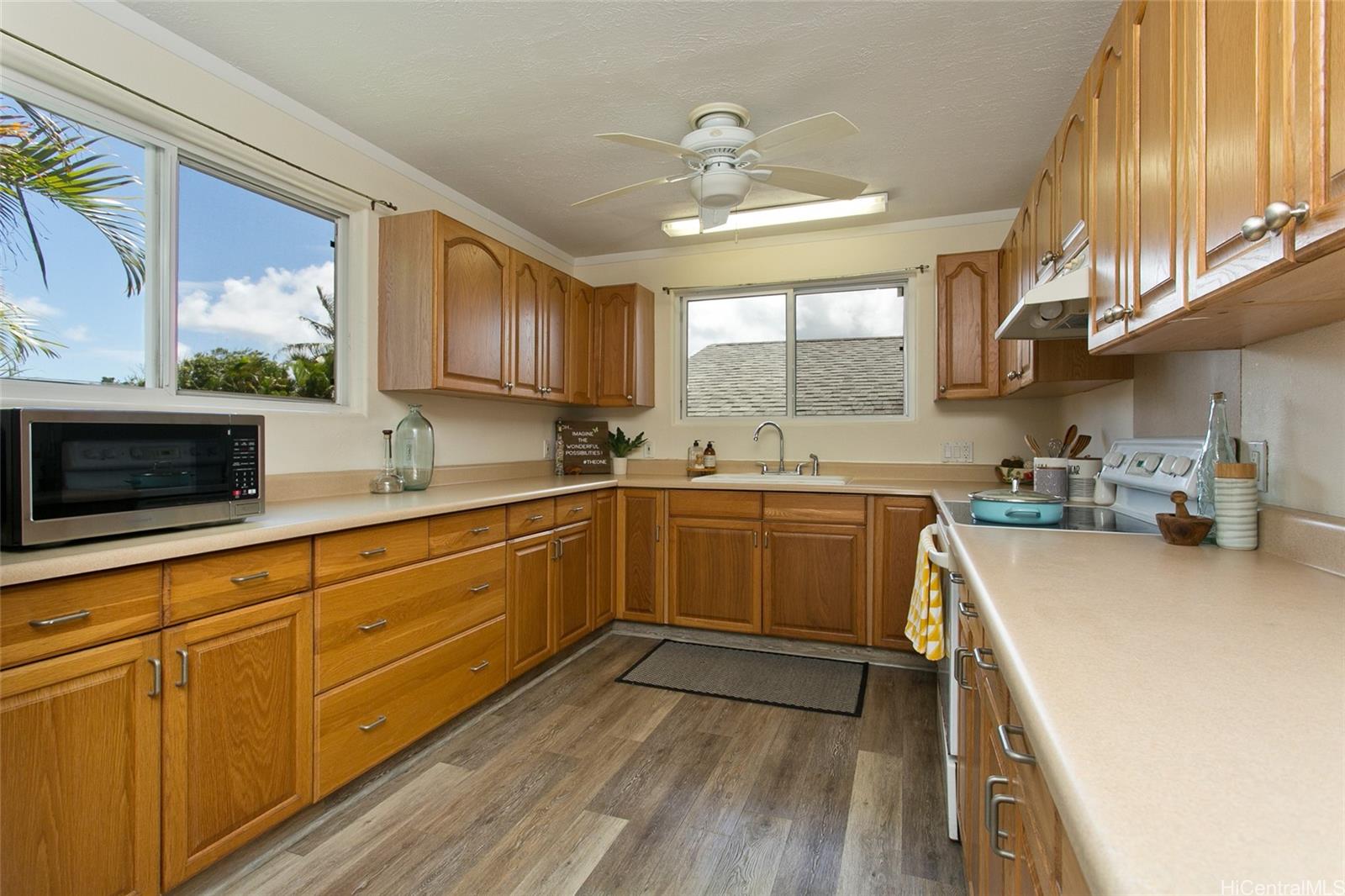 45-166 Lilipuna Road Kaneohe, HI 96744 - Photo 5 of 25 Large kitchen for the chef in you