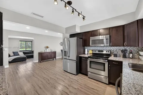 $699,990 | 1401 Northwest 46th Street, Fort Lauderdale, FL 33309