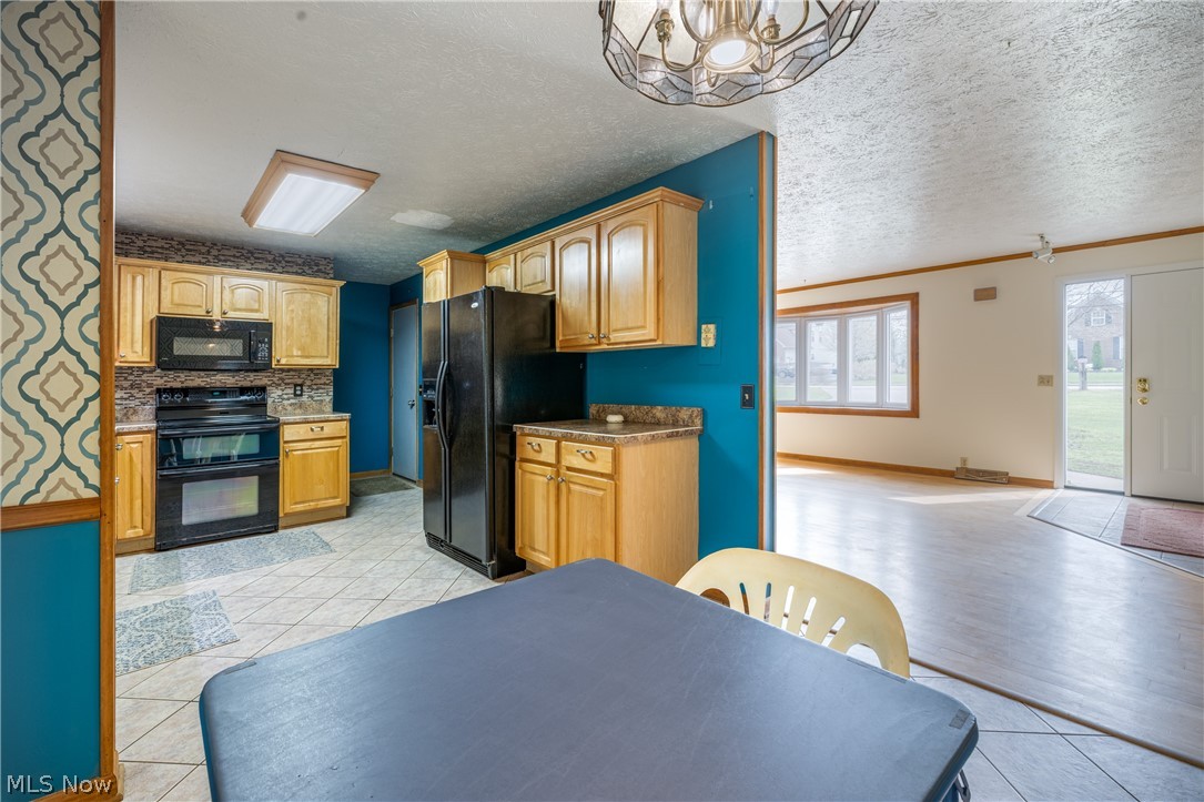 3900 Case Road Avon, OH 44011 - Photo 7 of 26