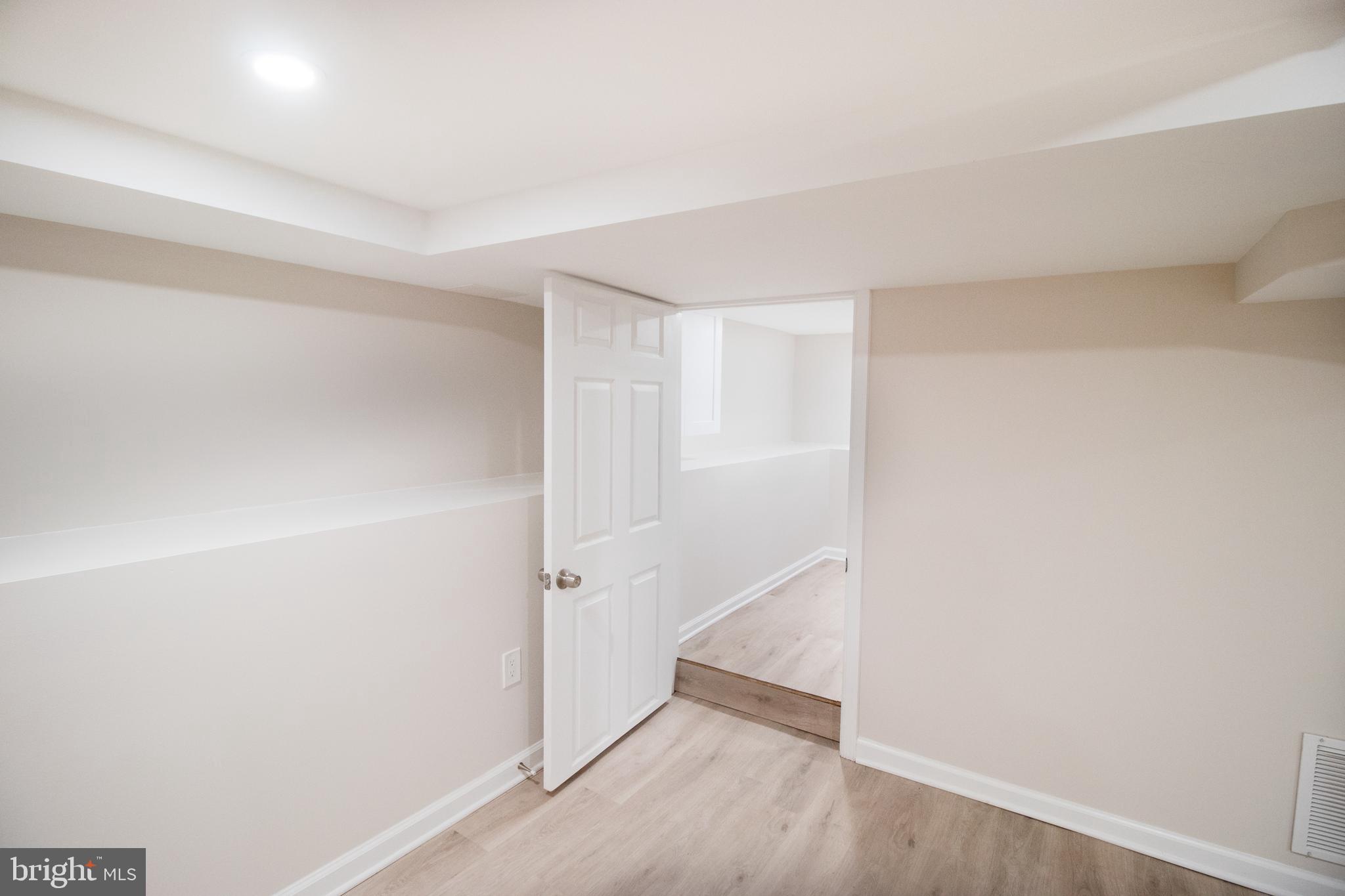 6000 Ravenswood Road Riverdale, MD 20737 - Photo 32 of 42 Gallery Image 32
