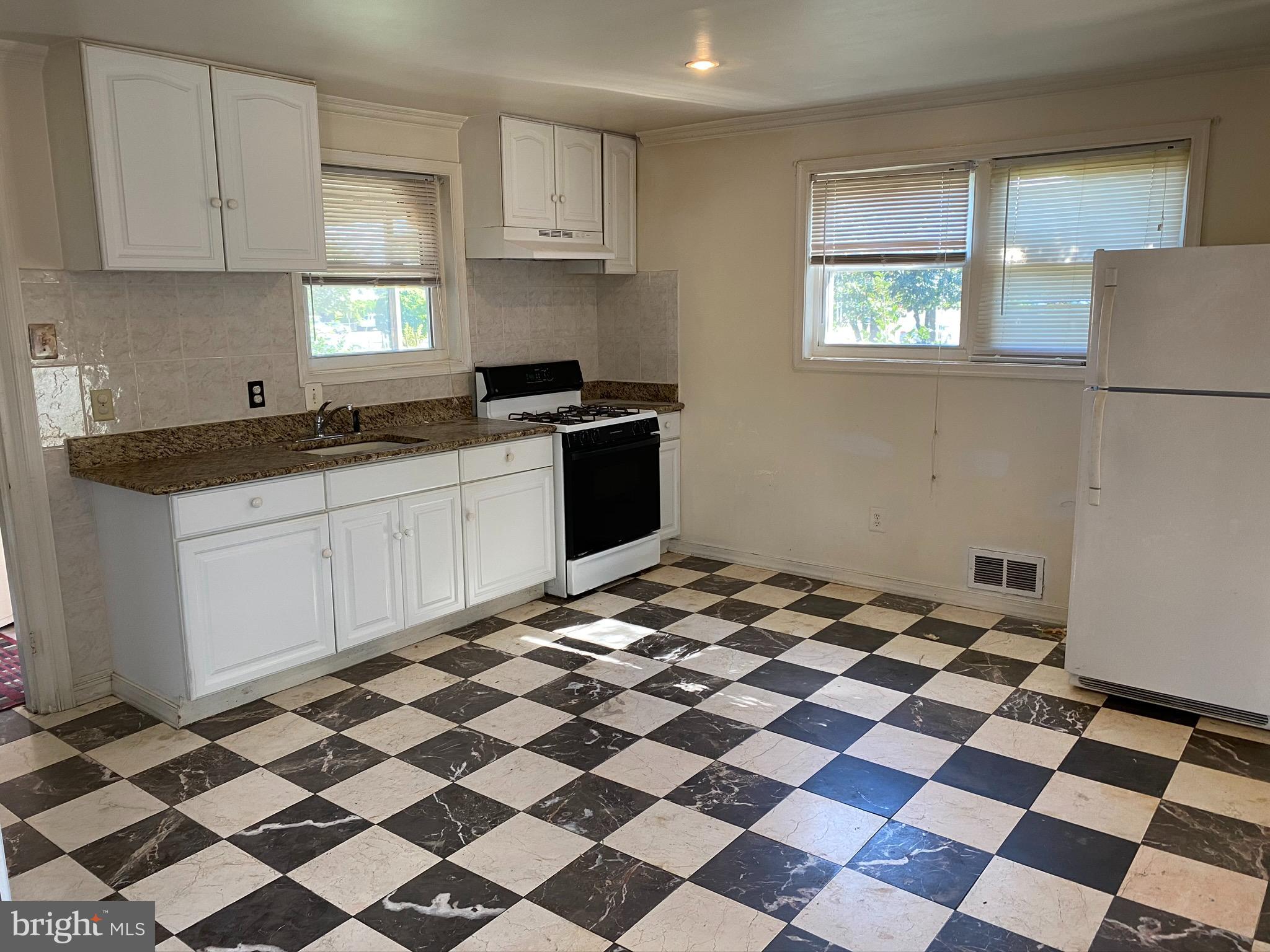 7112 Riggs Road Hyattsville, MD 20783 - Photo 14 of 33 Gallery Image 14