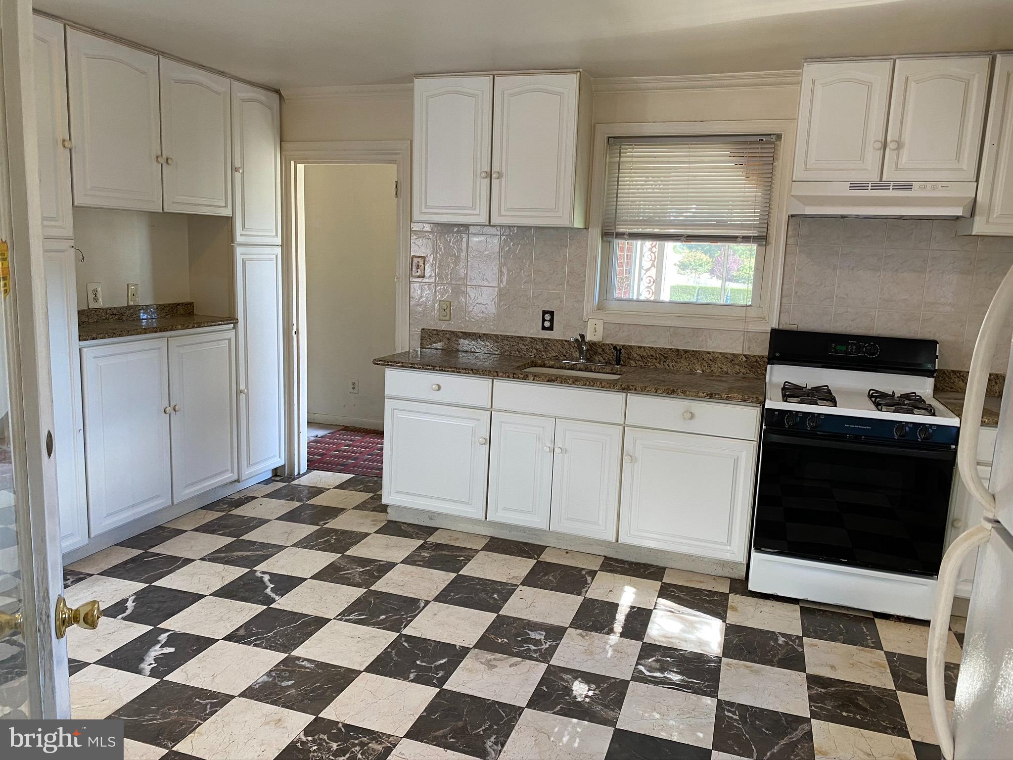 7112 Riggs Road Hyattsville, MD 20783 - Photo 16 of 33 Gallery Image 16