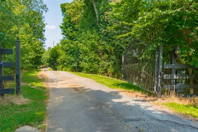 $499,900 | 1610 Plunkett Road, Buford, GA 30519