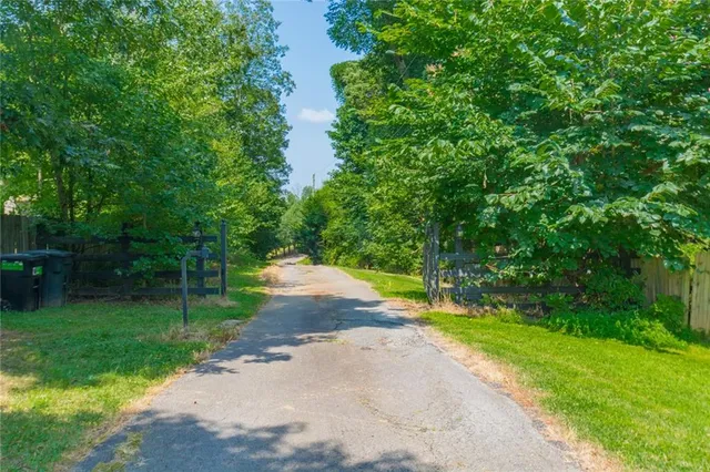 $499,900 | 1610 Plunkett Road, Buford, GA 30519