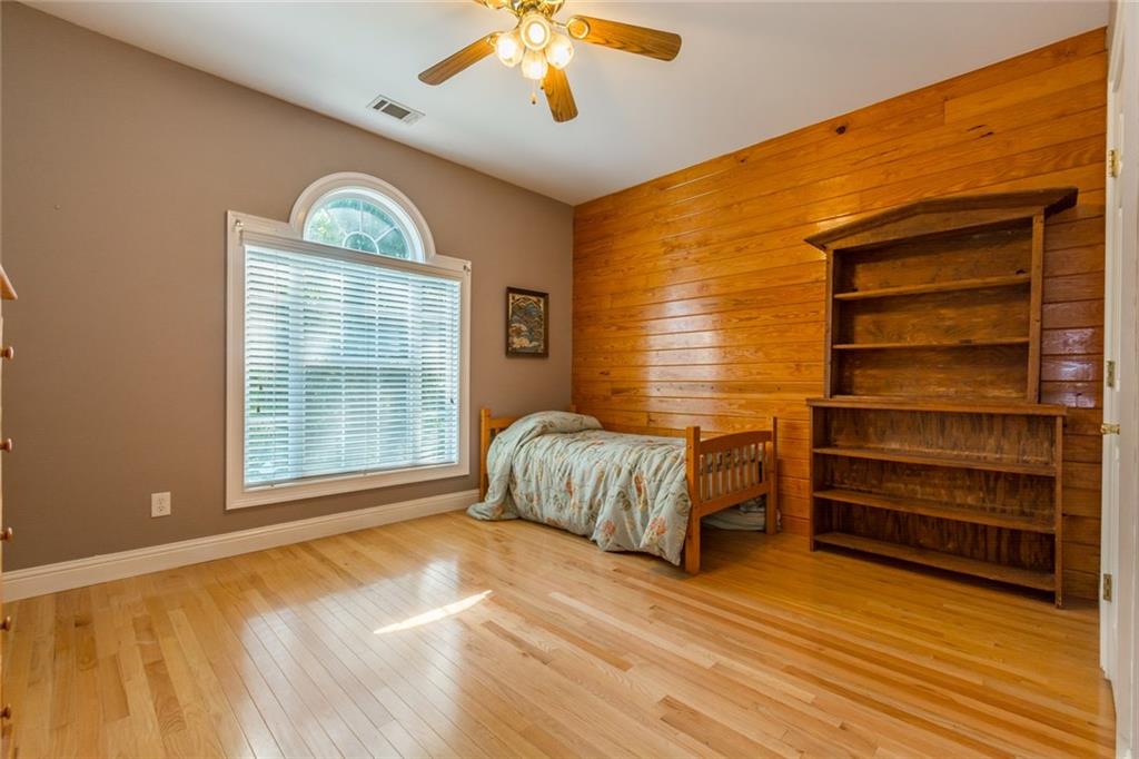 1610 Plunkett Road Buford, GA 30519 - Photo 33 of 40