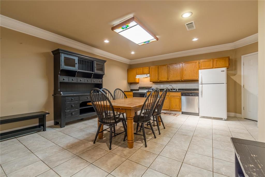 1610 Plunkett Road Buford, GA 30519 - Photo 37 of 40