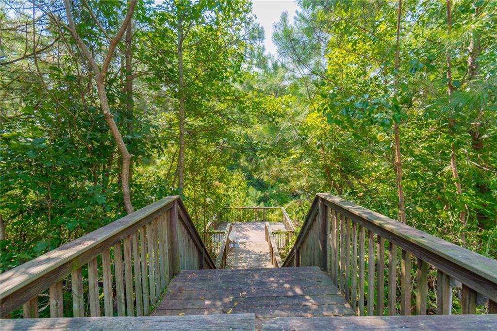 1610 Plunkett Road Buford, GA 30519 - Photo 8 of 40